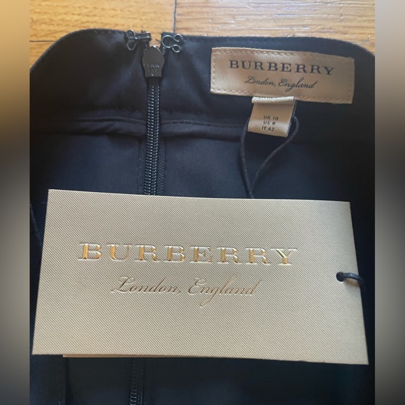Burberry Classic Black Pencil Skirt NWT - Picture 3 of 11
